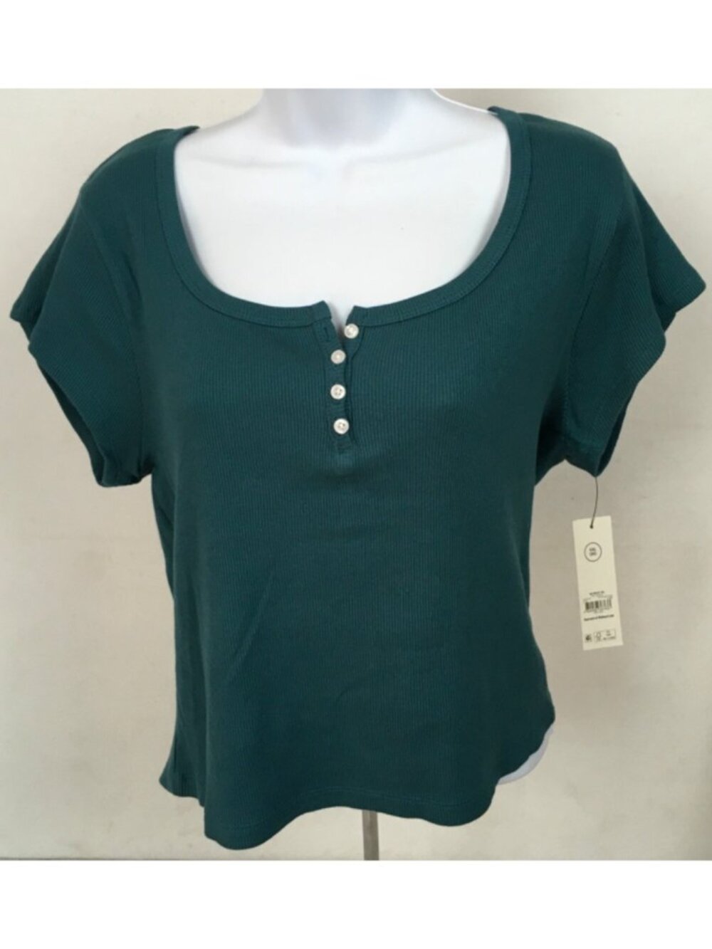 No Boundaries Top Women Size XXL Green Henley Tee Short Sleeves Scoop Neck New